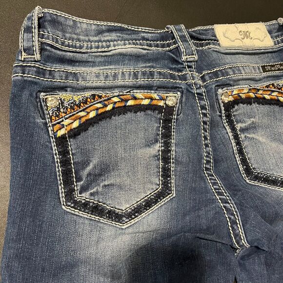 Miss Me Women's Bermuda Jean Shorts Mid Rise 27 EUC - Picture 6 of 10